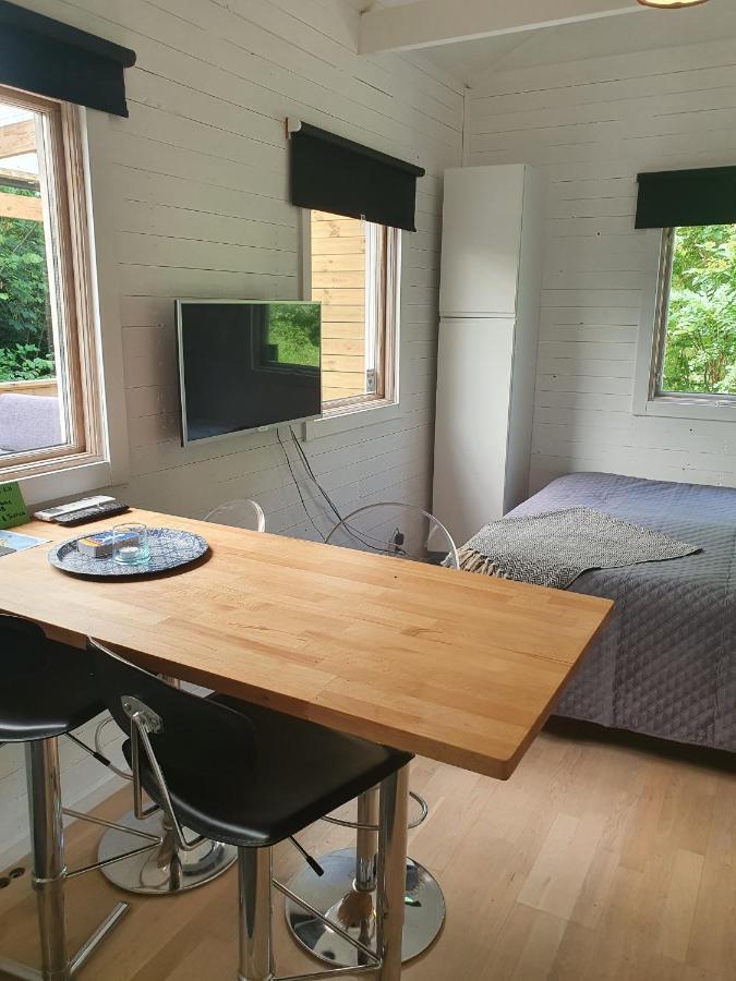 Skogsbaeckens Stugby Ab Villa Tomelilla Ngoại thất bức ảnh
